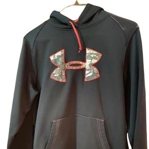 Women’s Under Armour Sweatshirt